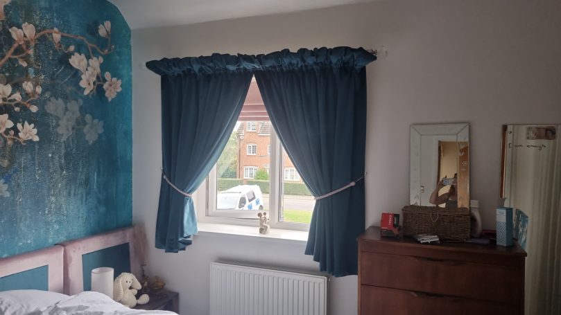 padded ruffle curtians